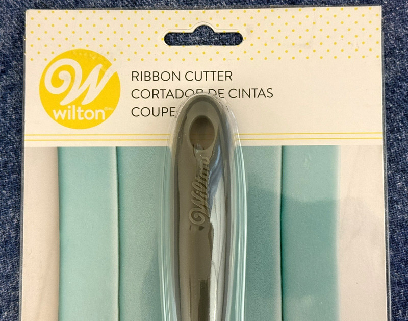 Wilton ~ Ribbon Cutter ~ Cake Fondant ~ Decorates Cakes & Treats ~ New/Sealed gallery
