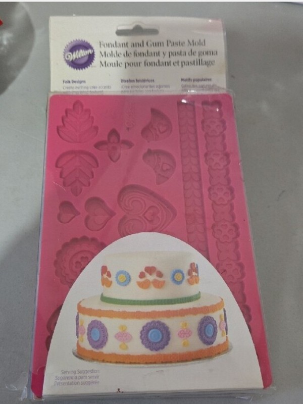 New Wilton Fondant & Gum Paste Molds...Baroque, Global, Folk, Fabric, Sea Life gallery