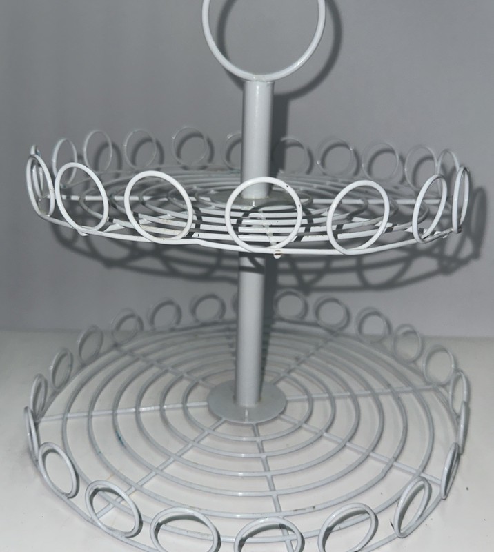 Two Tier Wire Cup Cake Stand S