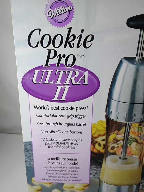 Wilton Cookie Pro Ultra II Complete in Box 18 Discs Worlds Best Cookie Press gallery