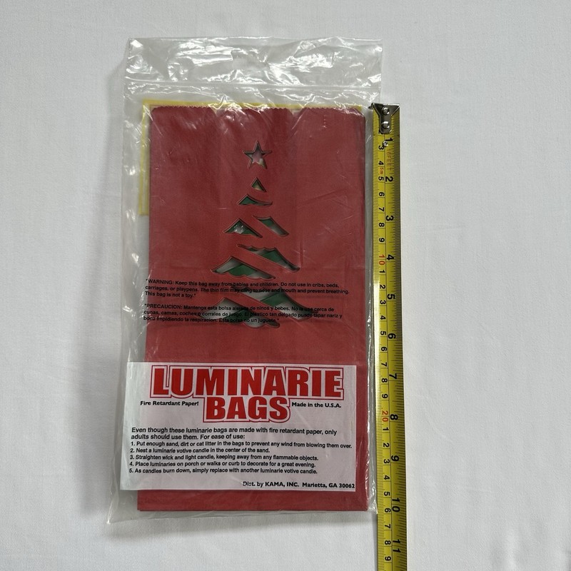 Vintage Holiday Luminarie Bags Fire Retardant Paper 7 Packs Made In U.S.A. gallery