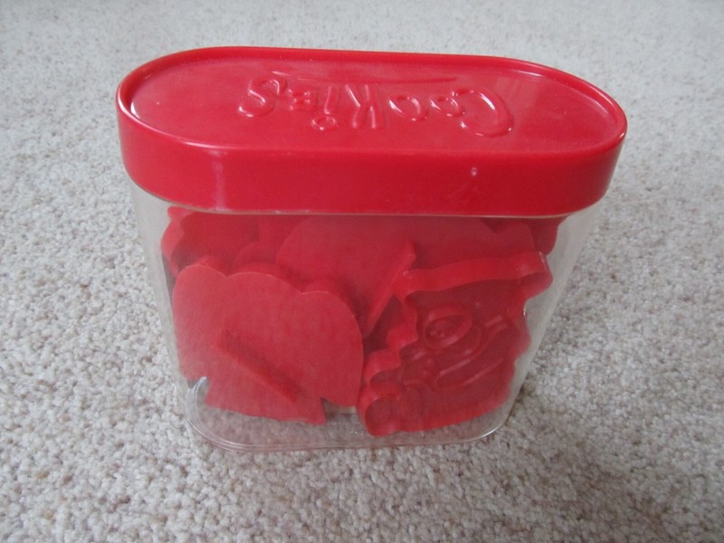 NEW - Vintage ALCO Industries Holiday Cookie Cutters - 10 Pieces-Christmas Time gallery