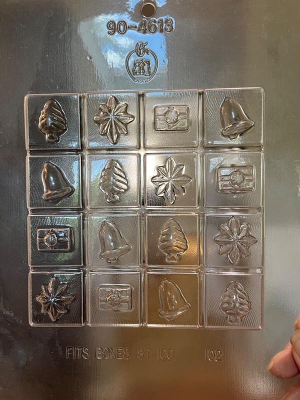 CK Products 5-1/4″ CHRISTMAS BREAKUP BAR CHOCOLATE CANDY MOLD 12 Squares