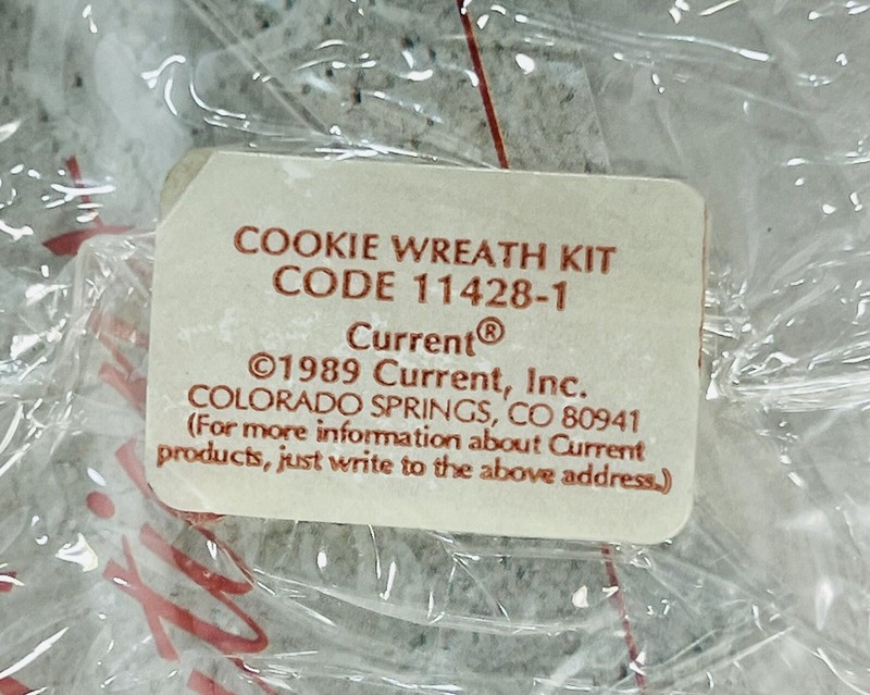 Duff Goldman Cake Wires & Charms with Current Cookie Wreath Kit NOS gallery