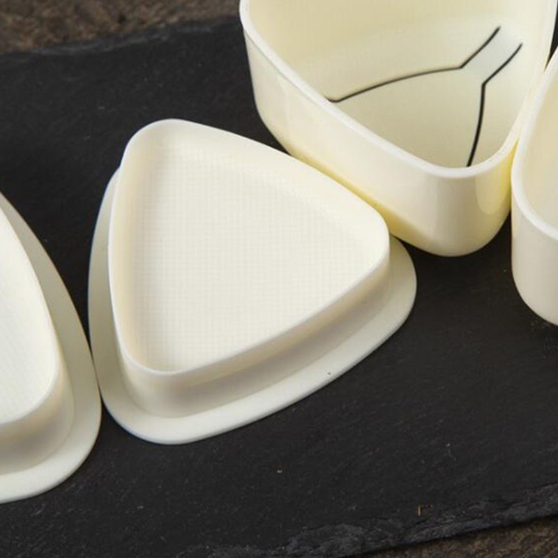 2X DIY Triangle Rice Ball Mold Sushi Cuisine Seaweed Rice Ball Dry Bento Mould gallery