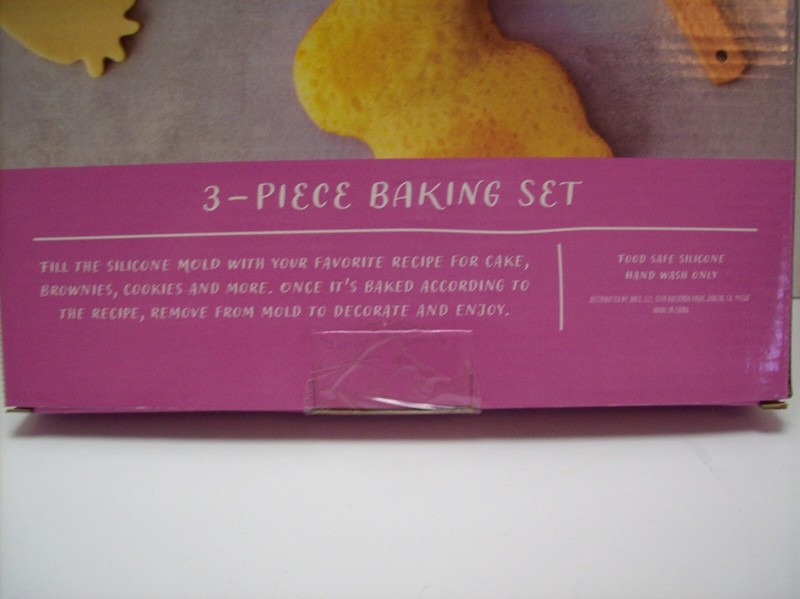 3 Piece Baking Set Pink Rabbit Silicone Mold & Cookie Cutter & Spatula - NEW gallery