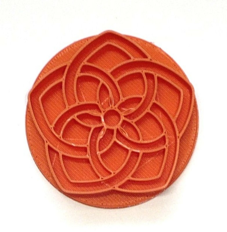 FIVE 5 PETAL FLOWER QUILT PATTERN CELTIC KNOT COOKIE STAMP EMBOSSER USA PR4454