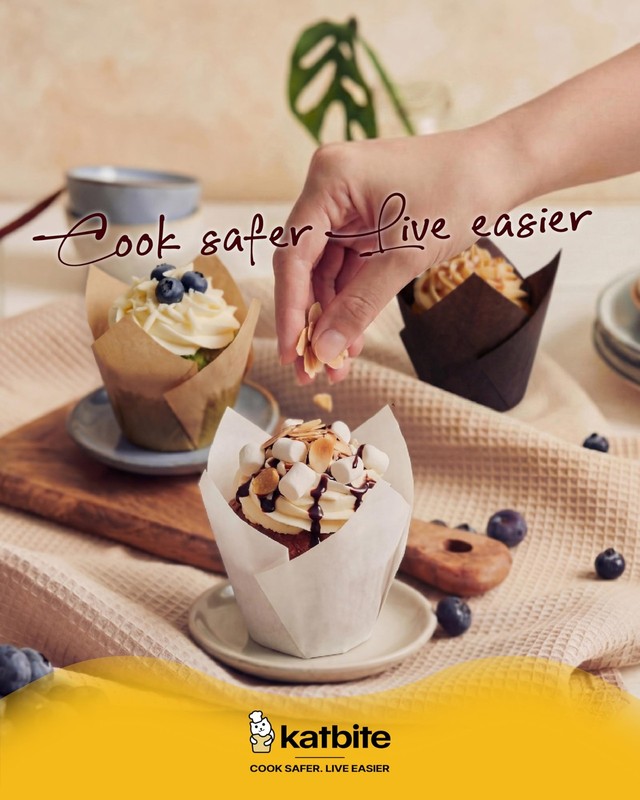 Tulip Cupcake Liners Holders 200PCS, Muffin Baking Cups, Cupcake Wrapper for ... gallery