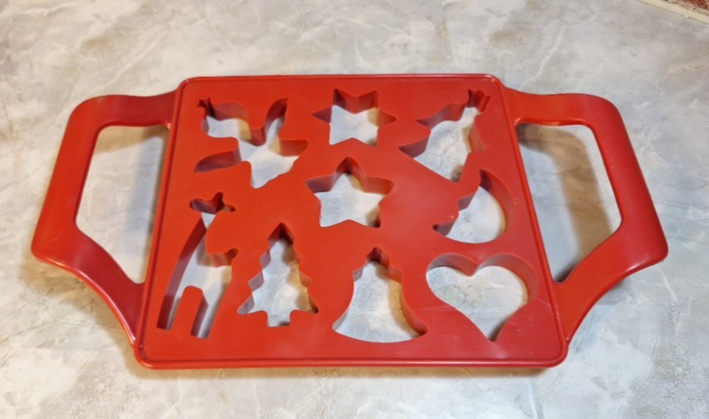 Cookie Cutter w/ Handles-9 different Christmas Designs-Sturdy Plastic Hong Kong