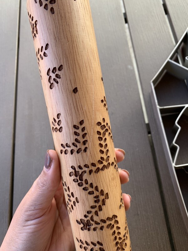 Hearth and Hand Magnolia 2019 Giant Multi-Cookie Cutter Sheet Rolling Pin Bundle gallery