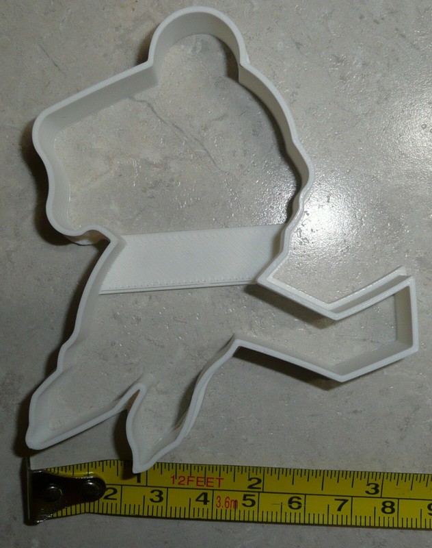 ICE HOCKEY PLAYER WITH STICK OUTLINE TEAM SPORTS NHL COOKIE CUTTER USA PR2483 gallery