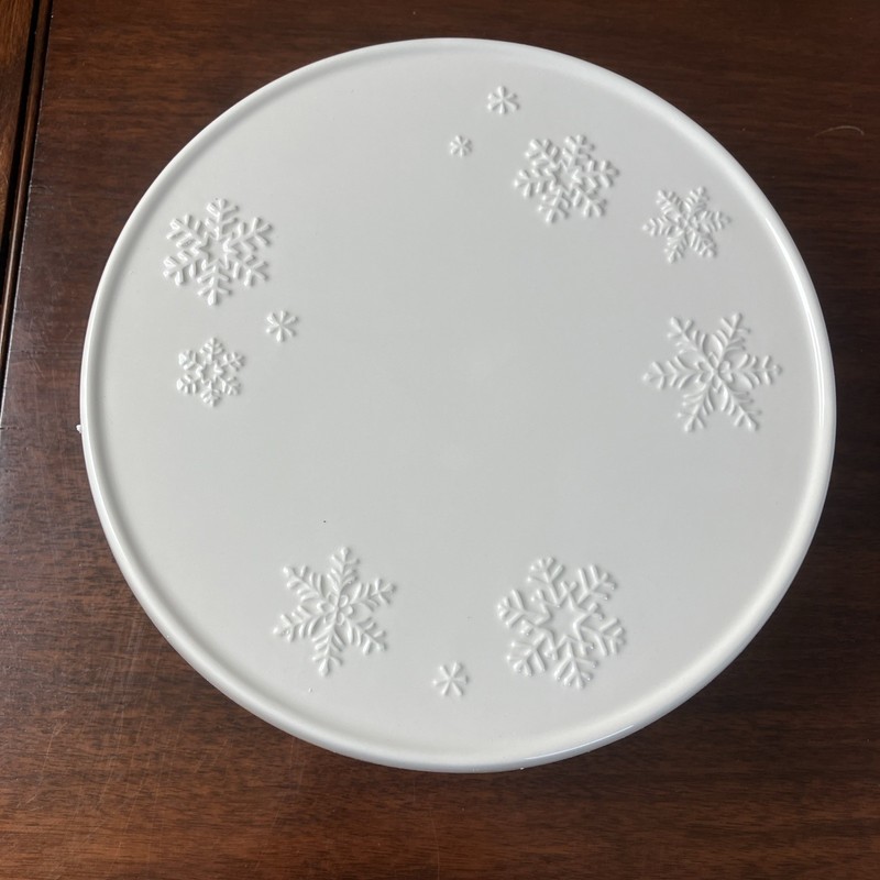 Hallmark Snowflake Pedestal Cake Stand – White Embossed – holidays and christmas
