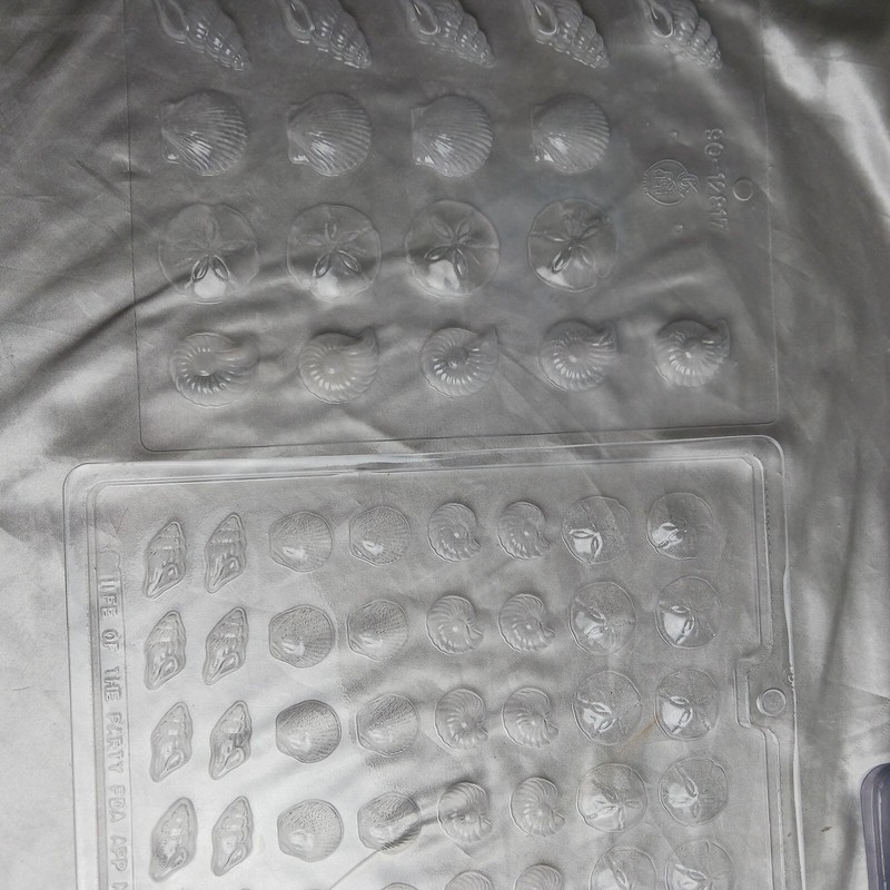 Mixed Lot of 14 Clear Plastic Chocolate Molds-OCEAN/BEACH/SUMMER gallery