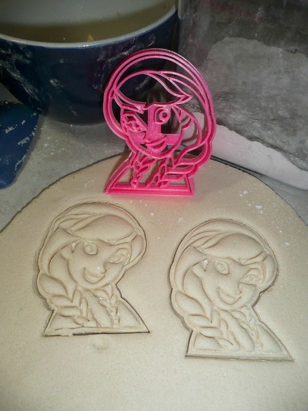 FROZEN KIDS MOVIE CHARACTERS ELSA ANNA SVEN OLAF KRISTOFF COOKIE CUTTER PR1417 gallery