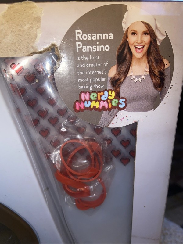 Wilton Swirl Decorating Kit Nerdy Nummies New In Box Never Opened Poop Emoji cup gallery