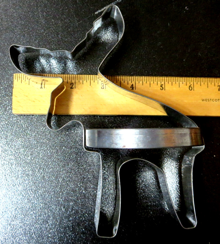 VINTAGE LARGE MOOSE COOKIE CUTTER With Handle 7.5″ x 6.5″ Pre1990 1″ Thick