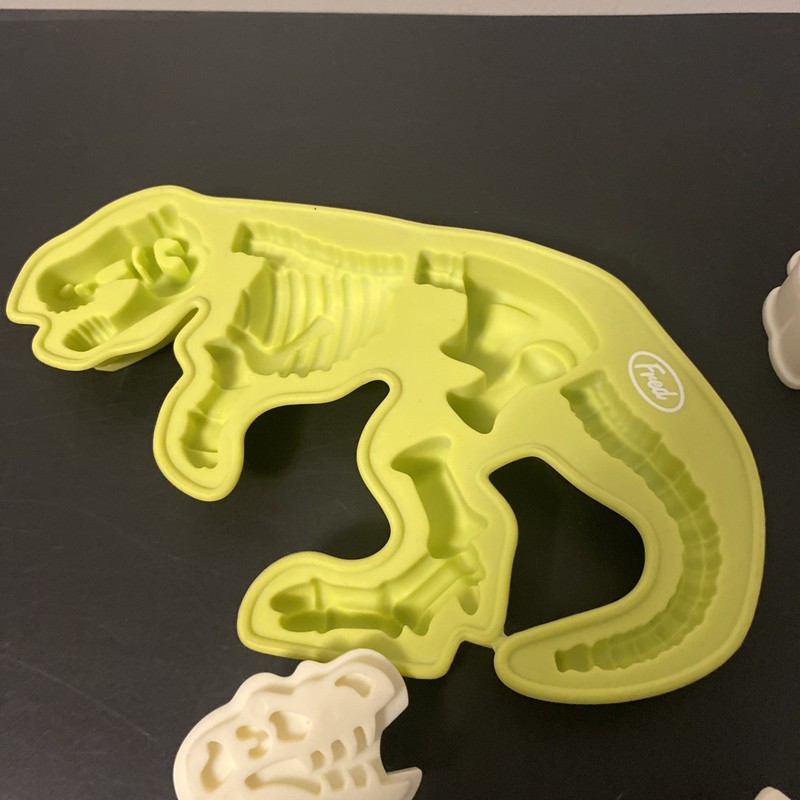 Fred Dinosaur Cookie Cutter Stampers Cake Biscuit Chocolate Cake Baking Molds gallery