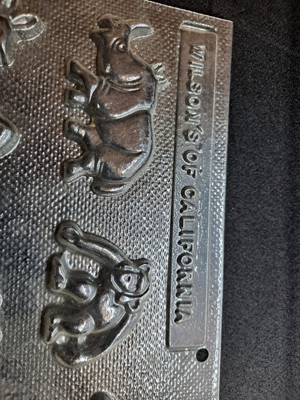 Wilson's Of California Chocolate/candy Mold Trays Vehicles And Animals gallery