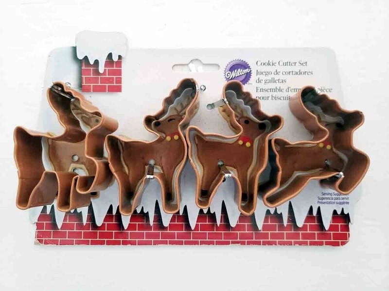 Wilton Metal Cookie Cutter Set of 4 Reindeer Christmas NEW in Package