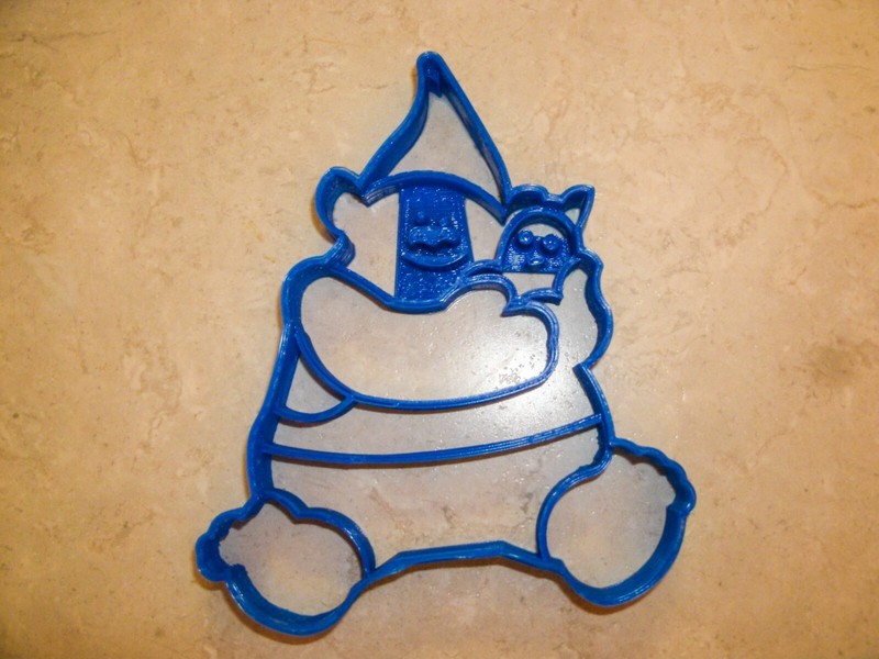 BIGGIE AND PET WORM MR DINKLES TROLLS KIDS MOVIE COOKIE CUTTER TOOL USA PR2002 gallery