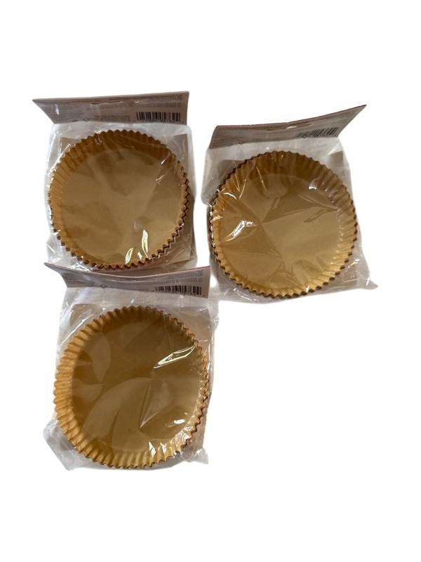 Wilton Large Treat Cups 18 cups Per Package Qty 3 Apple gallery