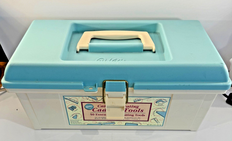 Wilton Cake Decorating Caddy / Tools, Icing Tips, Roller, Spatula Book & Extras