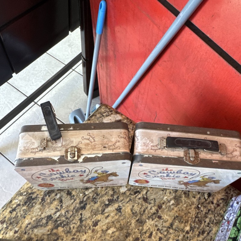 The COWBOY COOKIE Box 4 Cookie Cutters Recipe Book Tin Box LOT OF 2 gallery