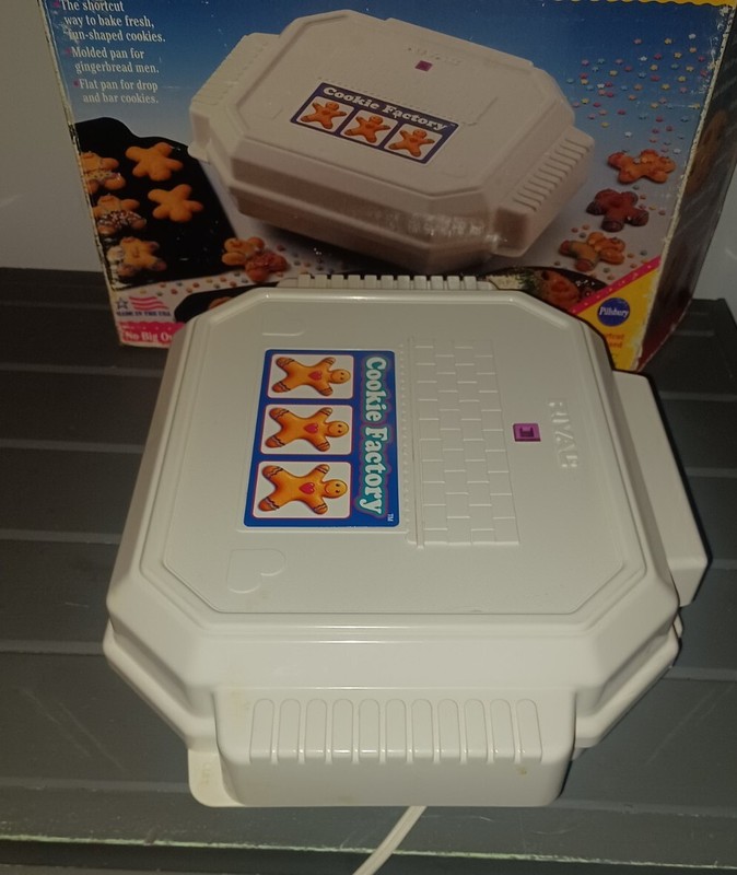 Rival Cookie Factory Cookie and Snack Maker with extra Cookie Pan and Manual gallery