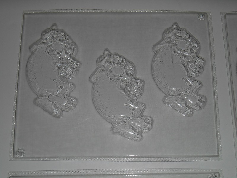 Vintage 80s ET EXTRA TERRESTRIAL Movie Character Chocolate Candy Mold Jello Soap gallery