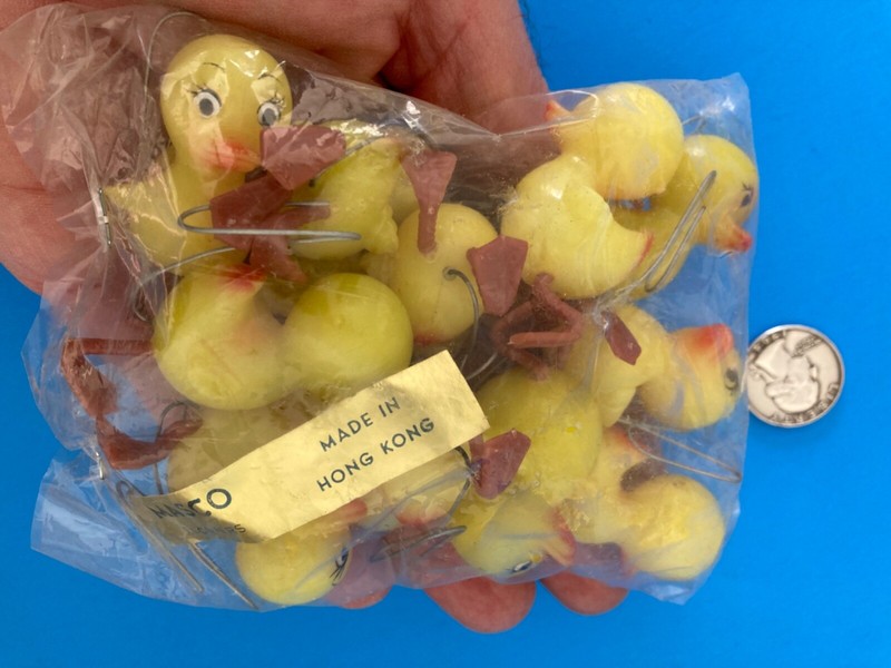 LITTLE YELLOW DUCKY 12 DUCKIES MASCO FLOWERS DECORATIONS CAKE NOS VINTAGE NEW gallery