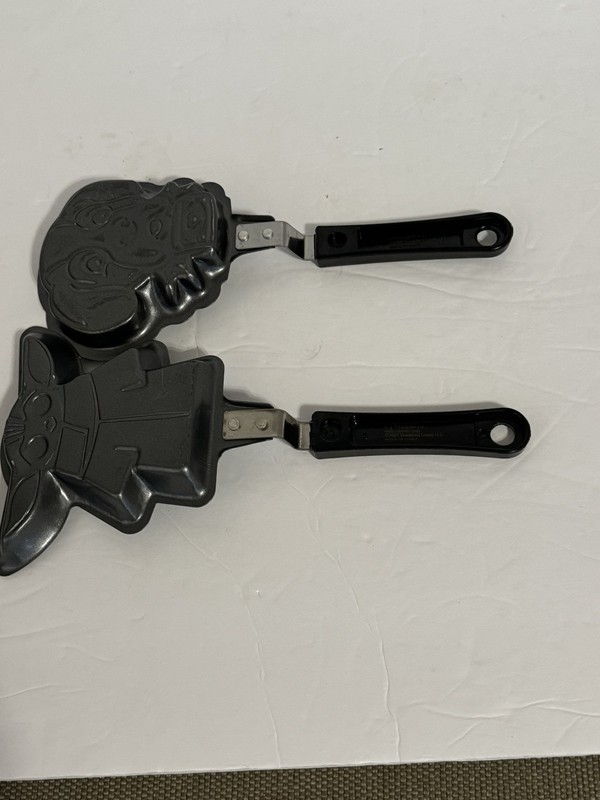 Star Wars Baby Yoda And A Puppy Face Pancake Mold Or Cookie Mode. In Great Shape gallery