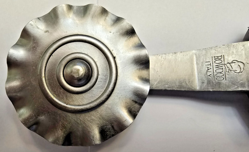 ROWOCO ITALY DOUGH CUTTER 8" LONG-QUALITY BUILT-THICK HANDLE gallery