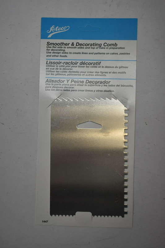 Lot of 2 Ateco Cake Smoother & Decorating Comb 4 Sided Pastry Spreader gallery