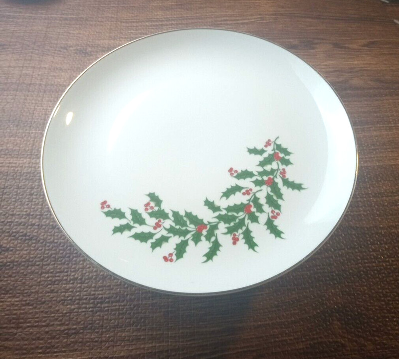 All The Trimmings Christmas Holly Berries Cake Stand Japan 10 1/4″