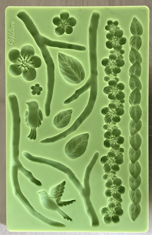 Wilton Silicone Candy, Fondant, Craft Molds Flowers Birds, Leaves, Lot Of 3 gallery