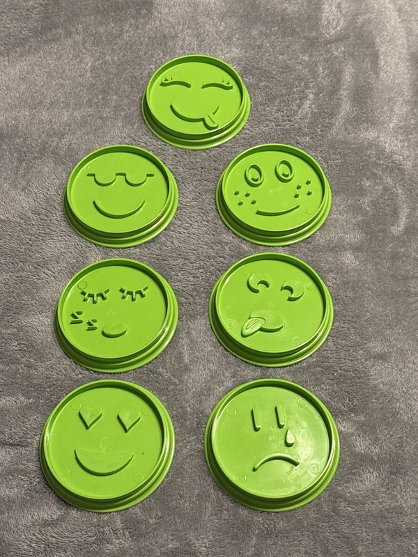 Pampered Chef Emoji Cookie Cutters Set Of 7 Play Doh Craft Designs Kids Birthday