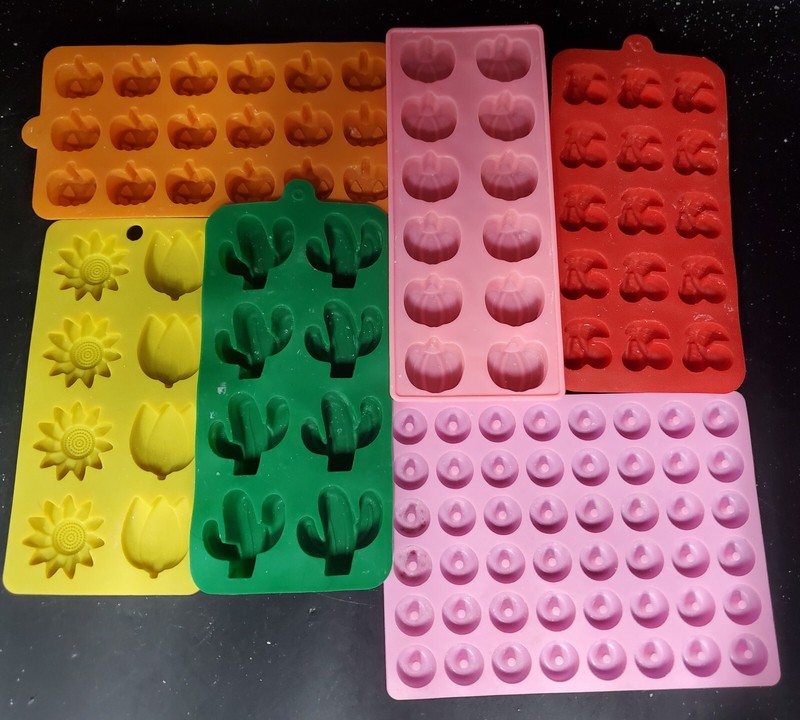 6 Assorted Silicone Plastic Baking Candle Soap Resin Molds