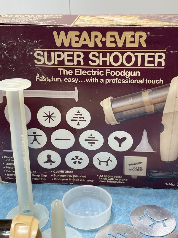 Vtg Wear-Ever 70123 Super Shooter Electric Foodgun Cookie Press Complete Tested gallery