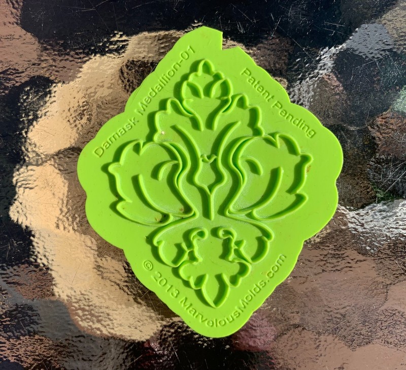 Damask Medallion 01 Onlay Mold by Marvelous Molds onlay