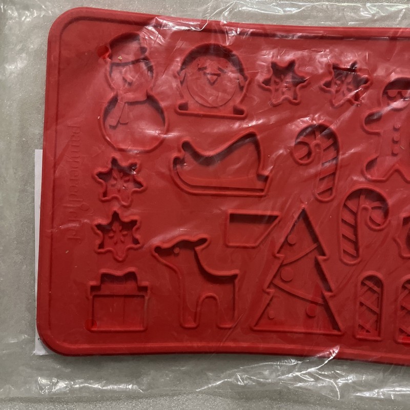 Pampered Chef #100134 Christmas Silicone Cookie Mold Sheet NEW SEALED 12" x 8.5" gallery