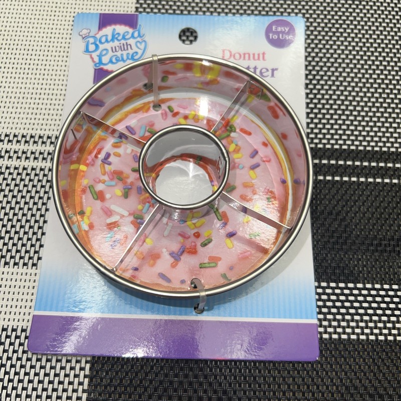 Baked With Love 3.5″ Stainless Steel Donut Cutter Traditional Round NEW