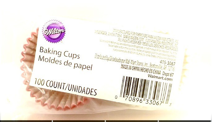 Wilton Peppermint Mini Baking Cups,Red/White Peppermint,1.5"d x 1"h, 100x Mini gallery