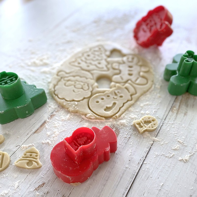 R&M International Christmas Cooke Cutter & Stamper Set gallery