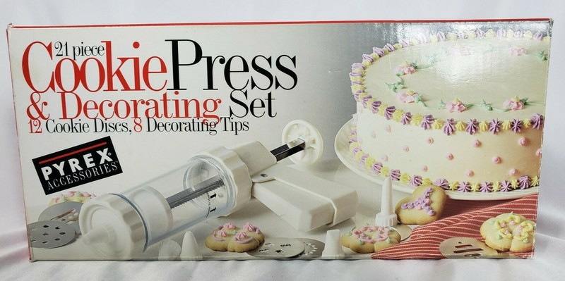 Classic PYREX 21 pc Cookie Press & Decorating Set All Parts Included w/ Box – g