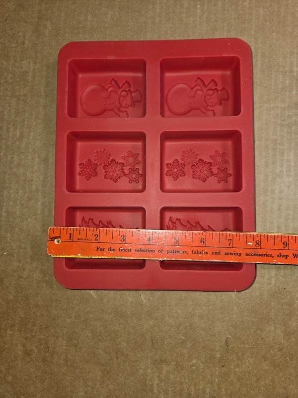 Mold Christmas Silicone Bakeware, Sur Le Table 2 piece Set gallery