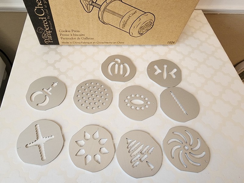NOB Pampered Chef Cookie Press Model 1526 Baking Tool Christmas Holiday Cookies gallery
