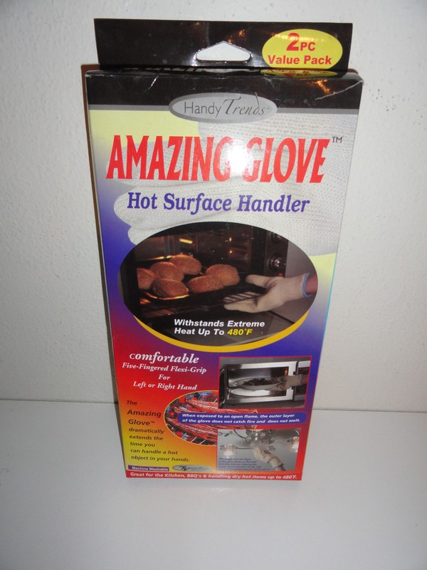 AMAZING HEAT GLOVE-PACKAGE OF 2-NEW IN BOX