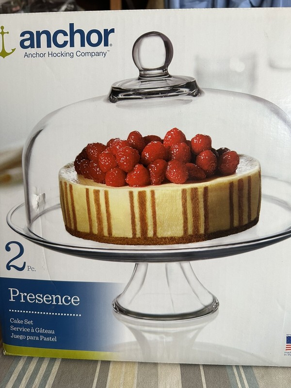 Anchor Hocking Entertainers 2 Piece Glass Domed Cake Set in Original Box NIB 13”