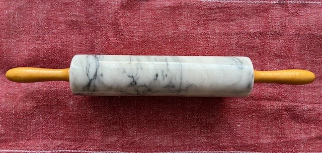 18-Inch White Marble Kitchen Roll Baking Rolling Pin with Wood Handles and Stand