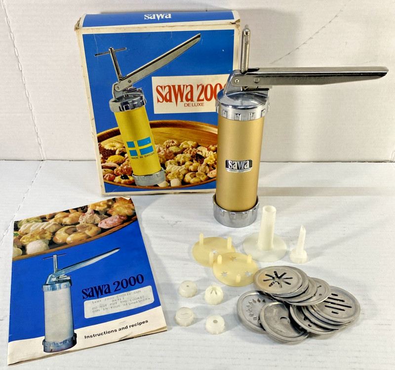 Sawa 2000 Deluxe Swedish Cookie Press – Vintage, Boxed (1 Stencil Missing)